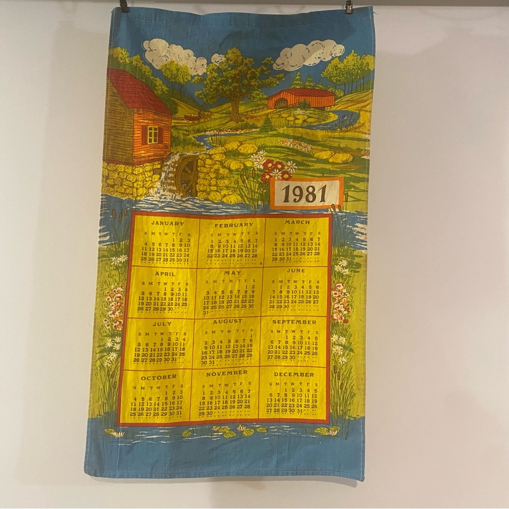 Vintage 1981 Calendar Kitchen Towel Size 16”x27”